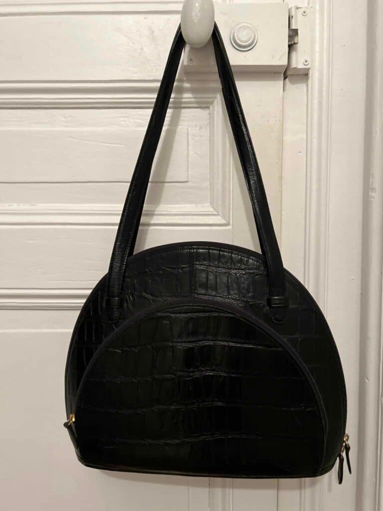 Taxatie van de waarde van een Vintage Mode Tas Eric Laville Nr. 19811 – Leer als Tourte – Gemaakt in Frankrijk – Perfecte staat. Taxatie van de waarde van een Vintage Mode Tas Eric Laville Nr. 19811 – Leer als Tourte – Gemaakt in Frankrijk – Perfecte staat.