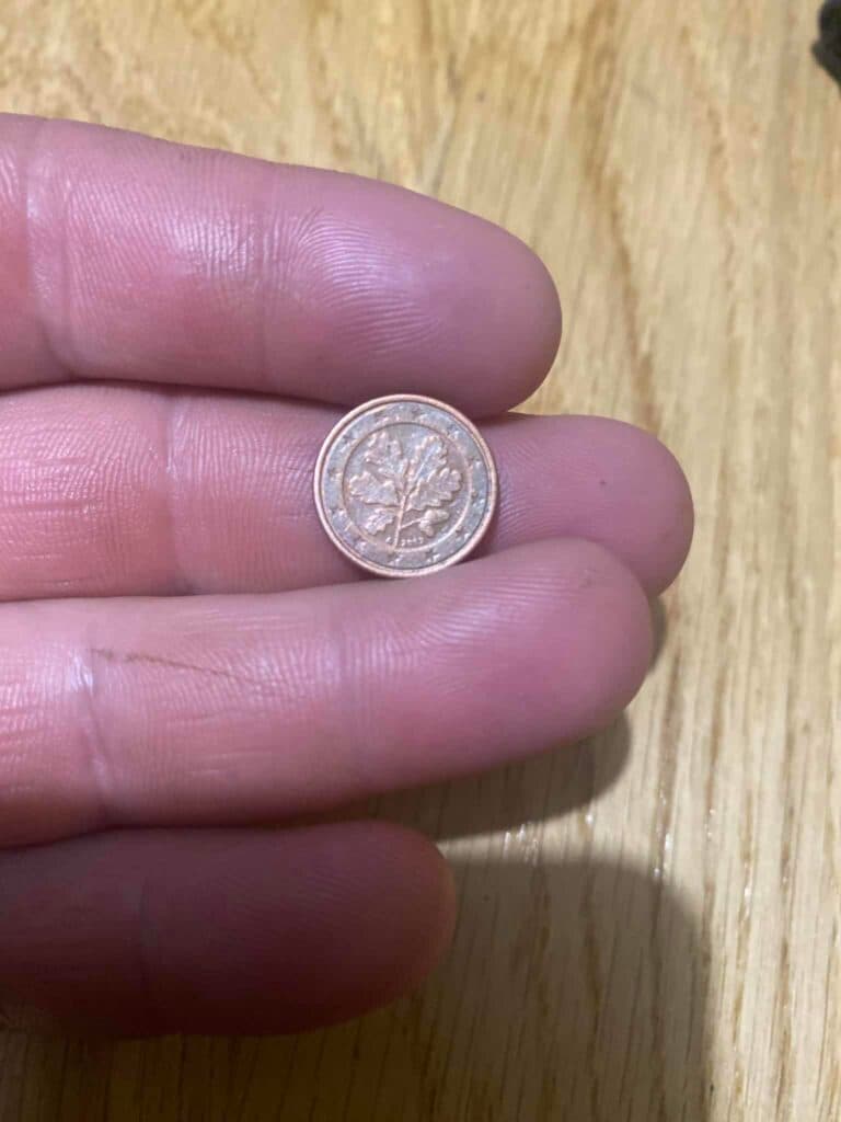 Taxatie van de monetaire waarde en medaille van de 1 cent eikenblad 2002 geslagen A. Taxatie van de monetaire waarde en medaille van de 1 cent eikenblad 2002 geslagen A.