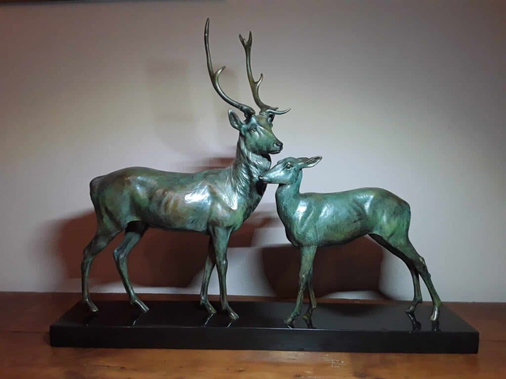 Taxatie Bronzen Hert en Eland Louis Riche op Marmeren Sokkel Taxatie Bronzen Hert en Eland Louis Riche op Marmeren Sokkel
