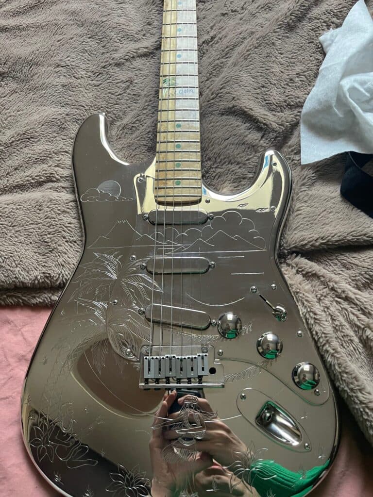 Taxatie van de waarde van een Fender Stratocaster Aloha, speciale editie 1995 Taxatie van de waarde van een Fender Stratocaster Aloha, speciale editie 1995