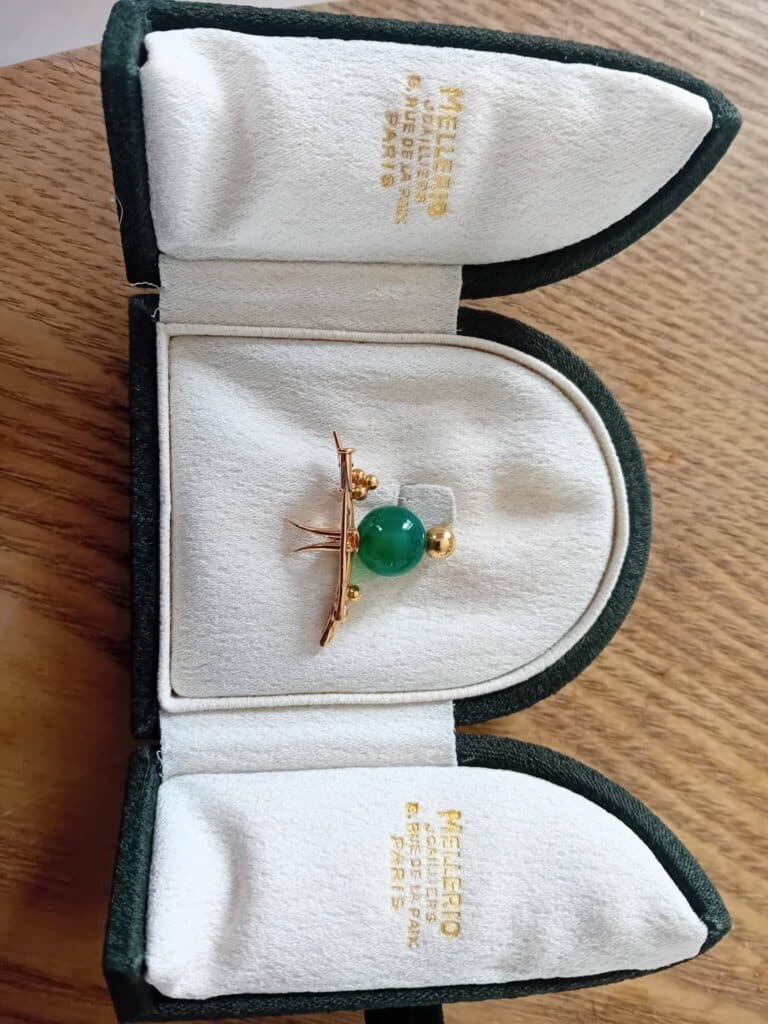 Nauwkeurige en gedetailleerde taxatie van de Mellerio broche in de categorie Sieraden Ring Nauwkeurige en gedetailleerde taxatie van de Mellerio broche in de categorie Sieraden Ring