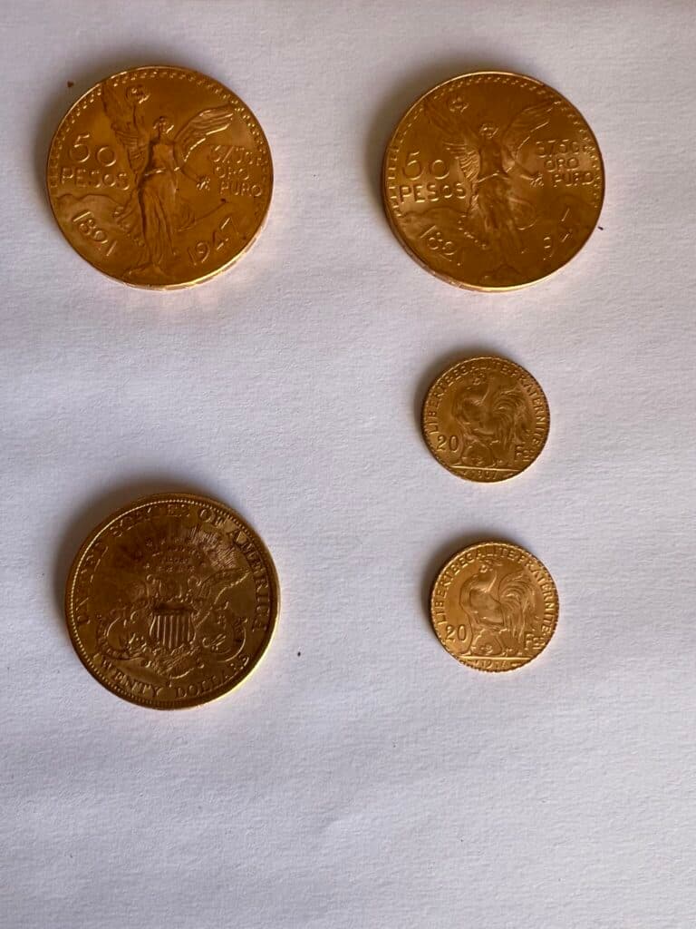 Taxatie van gouden munten: 50 Pesos, 20 Amerikaanse Dollars; 20 Francs