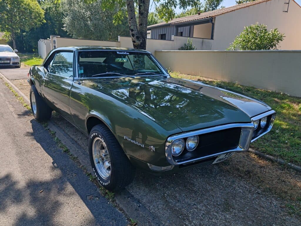 Taxatie van een Pontiac Firebird uitgerust met een 350-motor in goede algemene staat Taxatie van een Pontiac Firebird uitgerust met een 350-motor in goede algemene staat