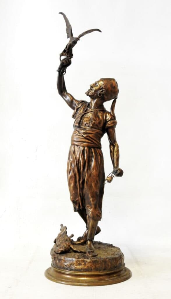 Taxatie van de waarde van een hoogwaardige bronzen sculptuur gemaakt door Pierre Jules MENE met een hoogte van 66,5 cm Taxatie van de waarde van een hoogwaardige bronzen sculptuur gemaakt door Pierre Jules MENE met een hoogte van 66,5 cm