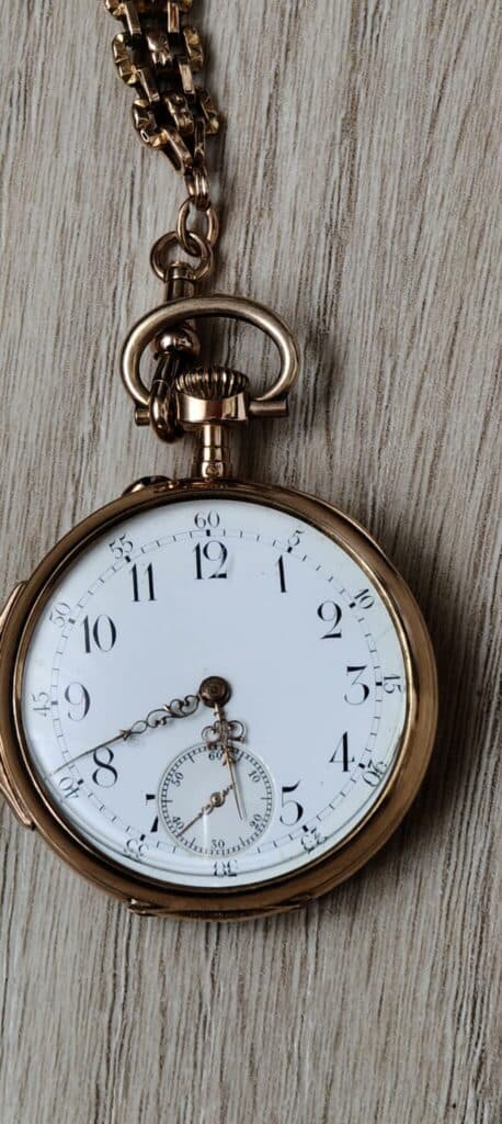 Taxatie van de waarde van een Breguet zakhorloge met spiraal in goede staat en functioneel met 17 rubies Taxatie van de waarde van een Breguet zakhorloge met spiraal in goede staat en functioneel met 17 rubies
