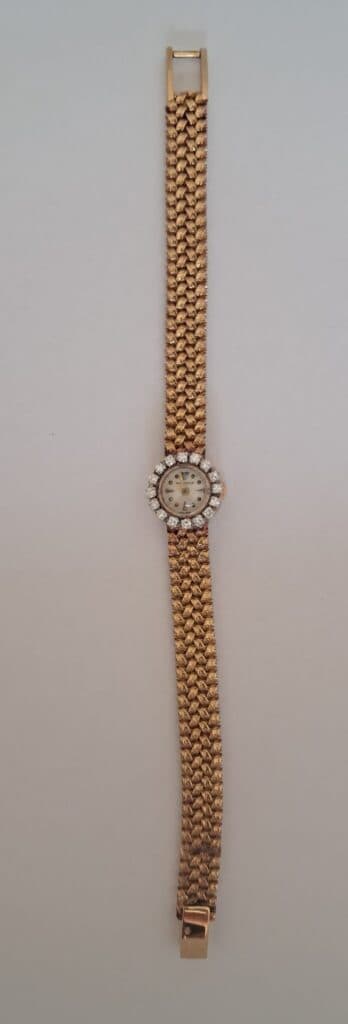 Taxatie van de waarde van een oud Jaeger LeCoultre horloge geërfd van mijn grootmoeder Taxatie van de waarde van een oud Jaeger LeCoultre horloge geërfd van mijn grootmoeder