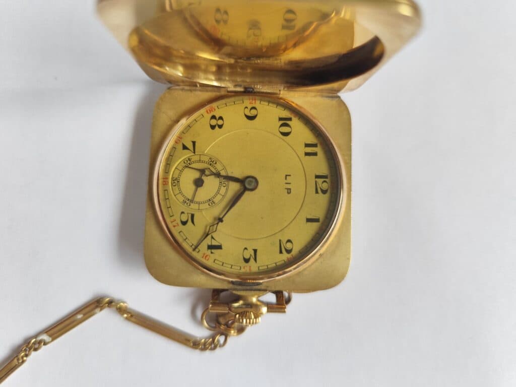Nauwkeurige taxatie van een gemonogrammeerde Lip zakhorloge, in perfecte werkende staat bewaard Nauwkeurige taxatie van een gemonogrammeerde Lip zakhorloge, in perfecte werkende staat bewaard