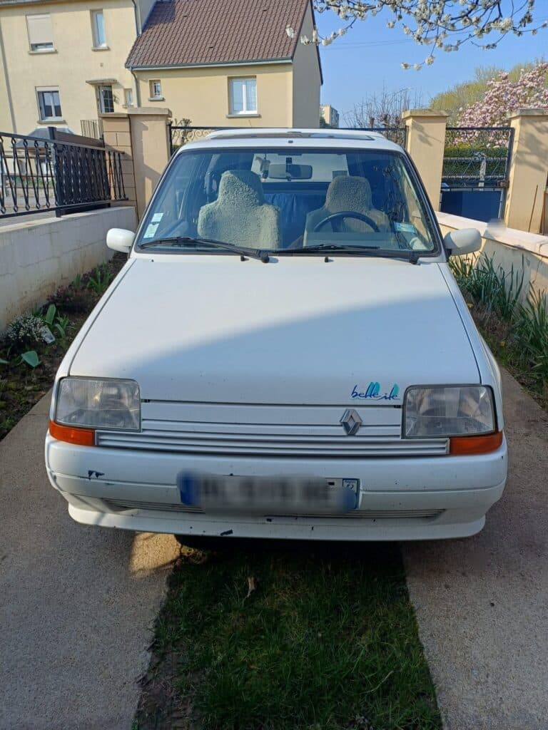 Taxatie van de waarde van een Renault 5 uit 1991 in goede staat, gelegen op Belle Ile