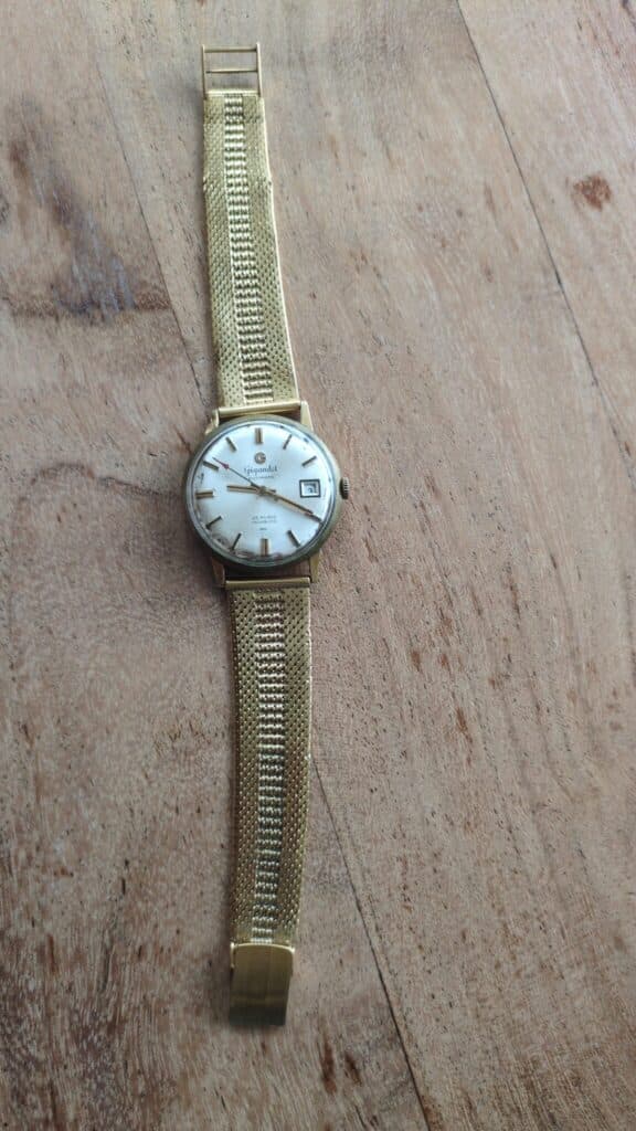 Taxatie van een Gigandet Horloge in 18-Karaats Goud uit de Jaren ’60 met 25 Robijnen in Werkende Staat